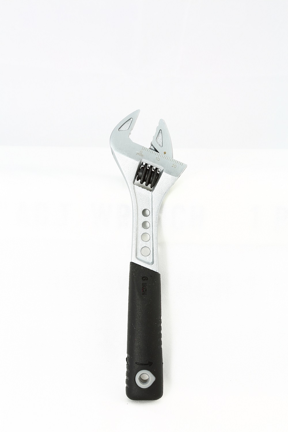 PROFERRED ADJ. WRENCH TIGER PAW W/ PADDED HANDLE MATTE 6''